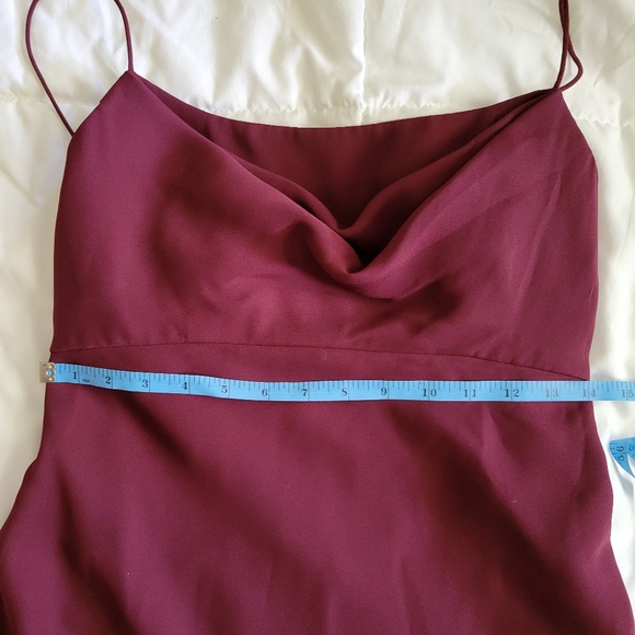 Maroon prom/bridesmaid/evening gown - Picture 7 of 8